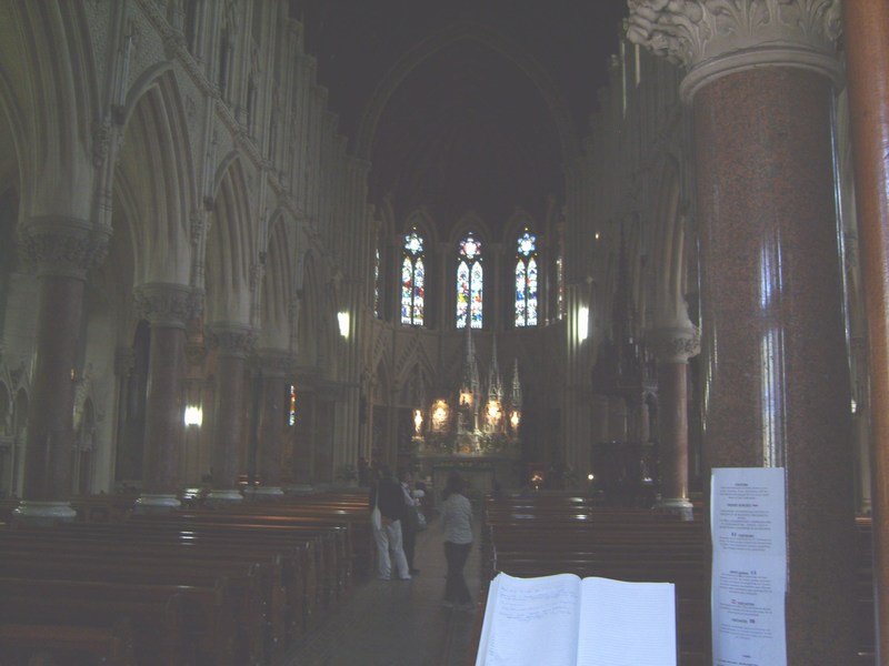insideatstcolmancathedralcobh.jpg