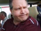 waitingfortwocandianstogetbackonthetourbus2_small.jpg