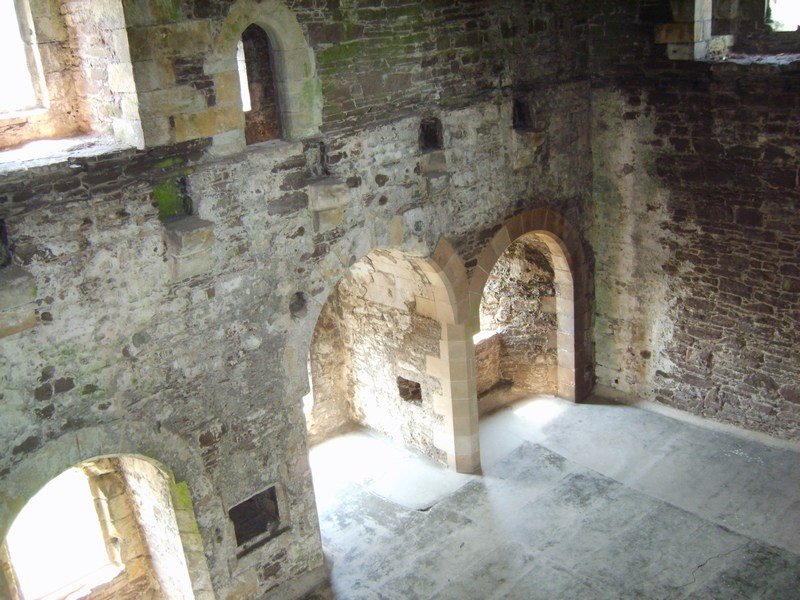 insidedounecastle5.jpg