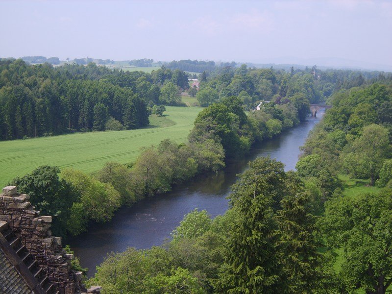 outtotherivertiethatdounecastle.jpg