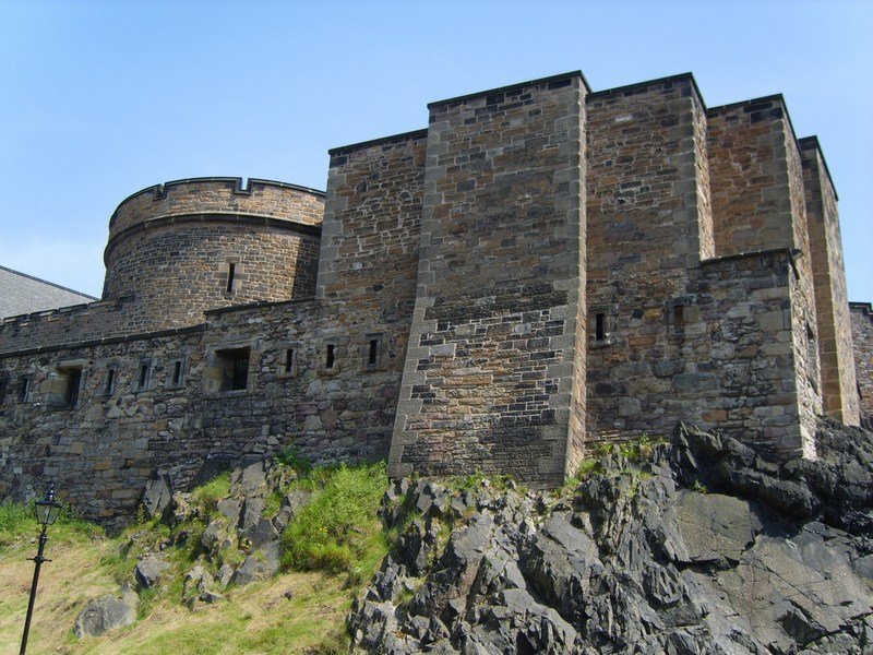 edinburghcastle.jpg