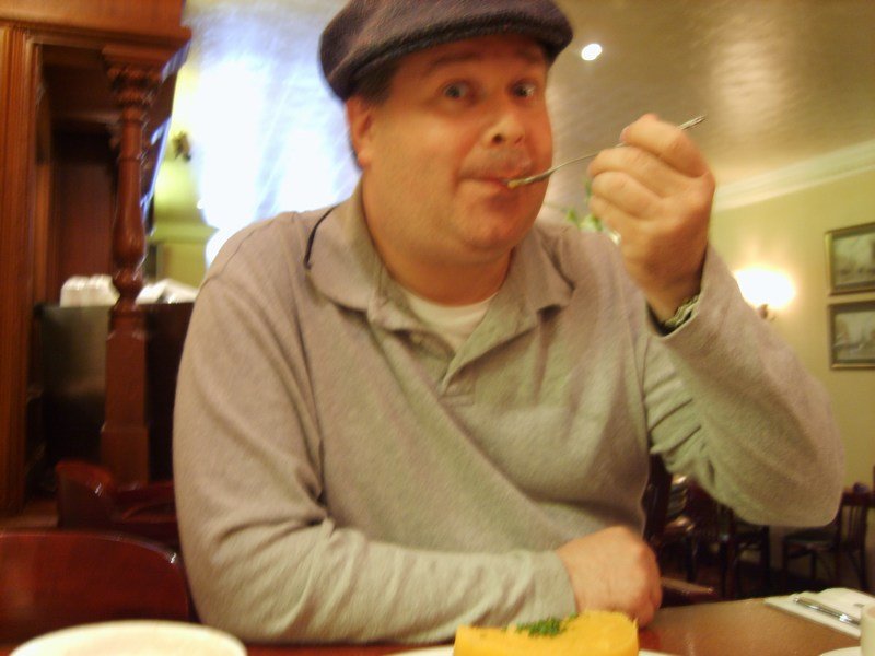 jasontriesthehaggis2.jpg