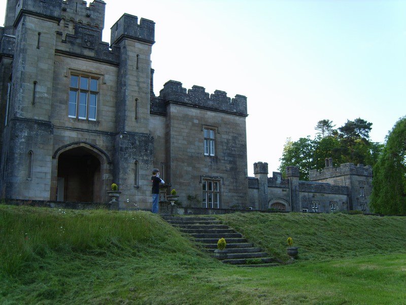 frontofminardcastle2.jpg